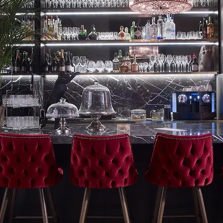 Hotell Collect - Adults Only 4*