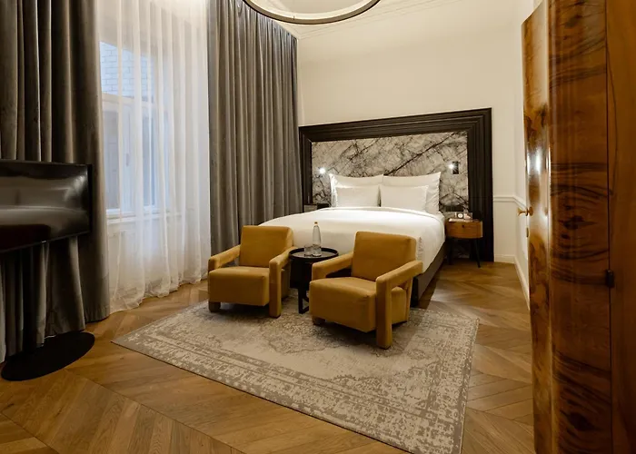 Collect - Adults Only 4* Budapest