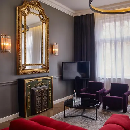 Collect - Adults Only Otel Budapeşte