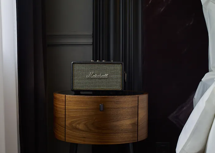 Collect - Adults Only 4* בודפשט